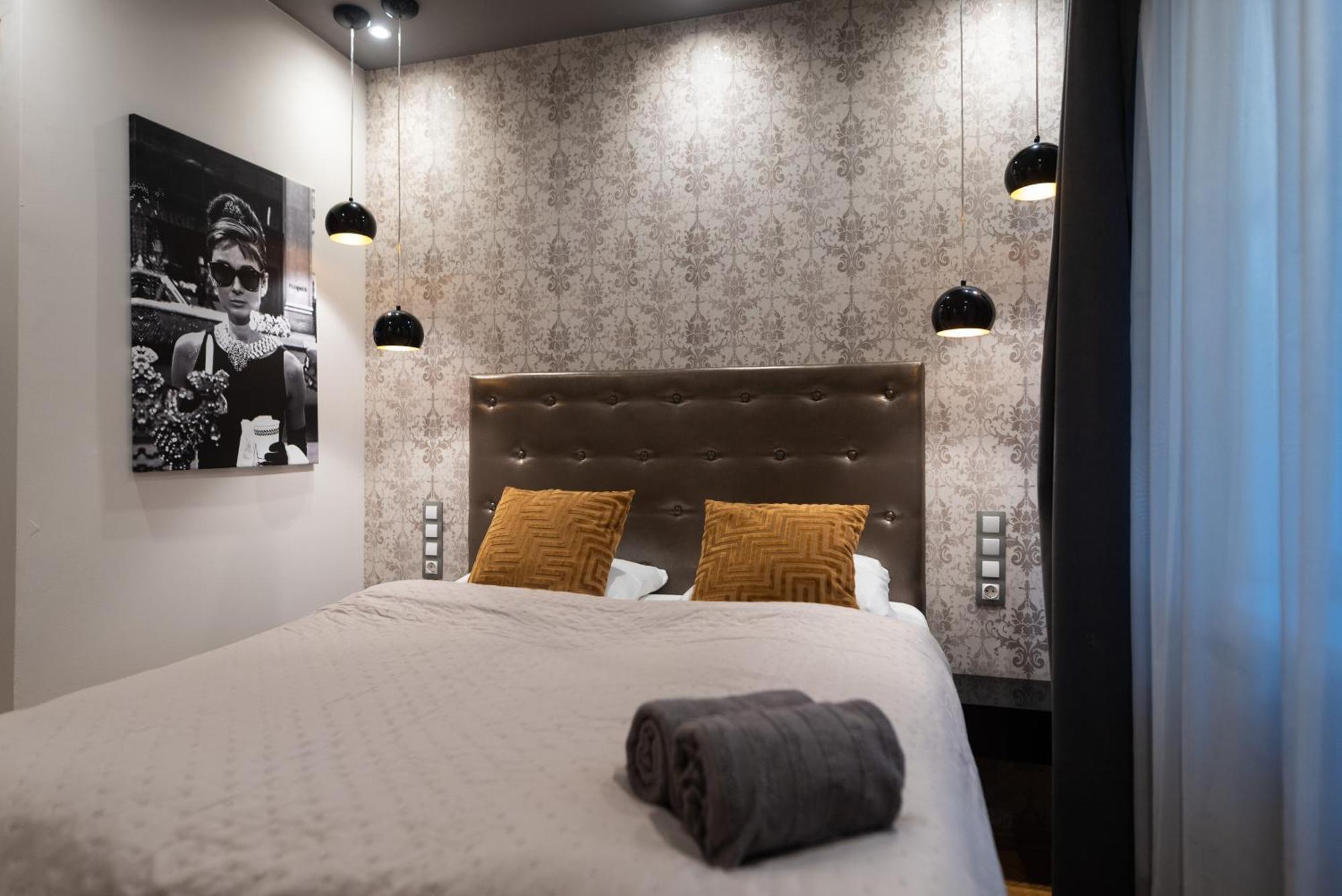 Chic Central 1Br Retreat Near New York Cafe With View Budapeszt Zewnętrze zdjęcie